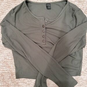 SHEIN top size medium